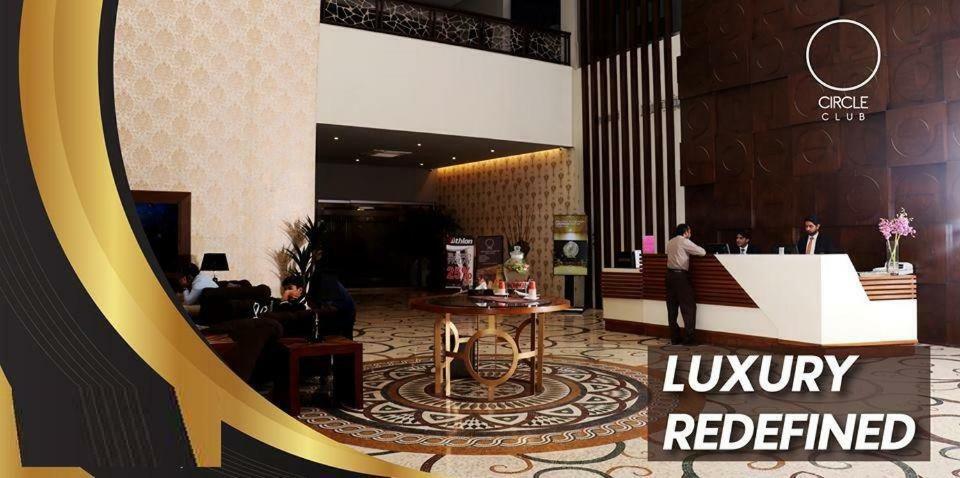 Circle Club Faisalabad Otel Dış mekan fotoğraf